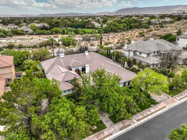 bird's eye view with a mountain view