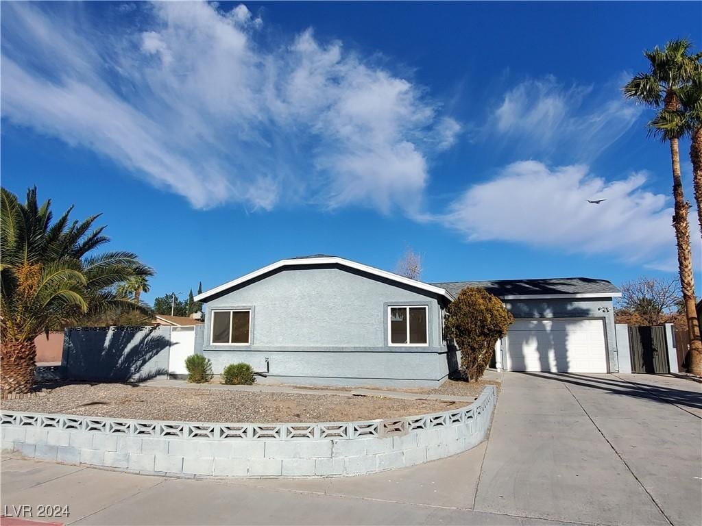 ranch-style house with a garage