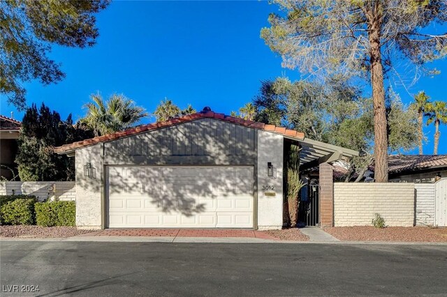 view of front facade with a garage