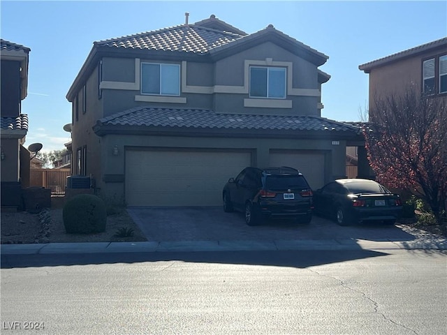 view of front property featuring a garage