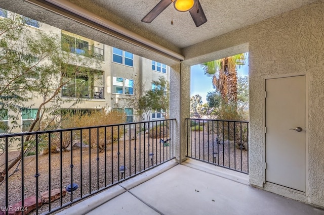 balcony with ceiling fan