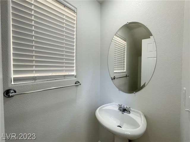 bathroom with sink