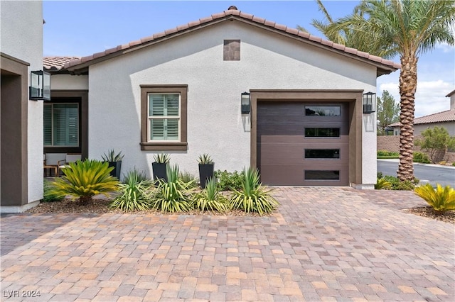 view of front of house featuring a garage