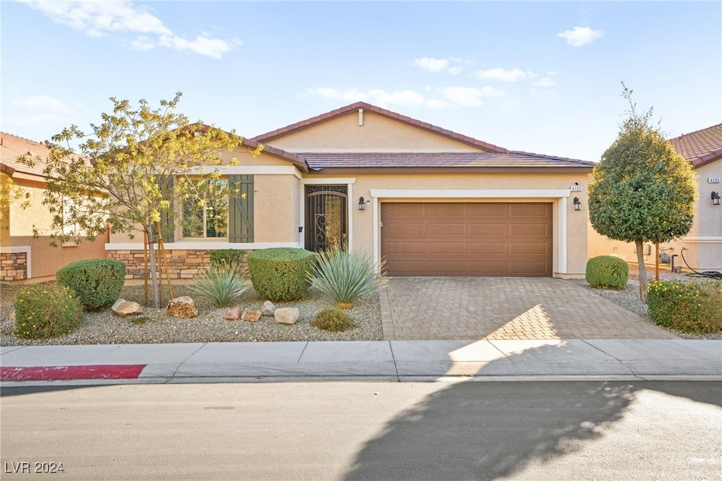 view of front of house with a garage