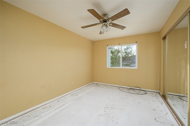 empty room with ceiling fan