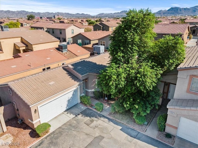 bird's eye view with a mountain view