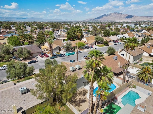 bird's eye view featuring a mountain view