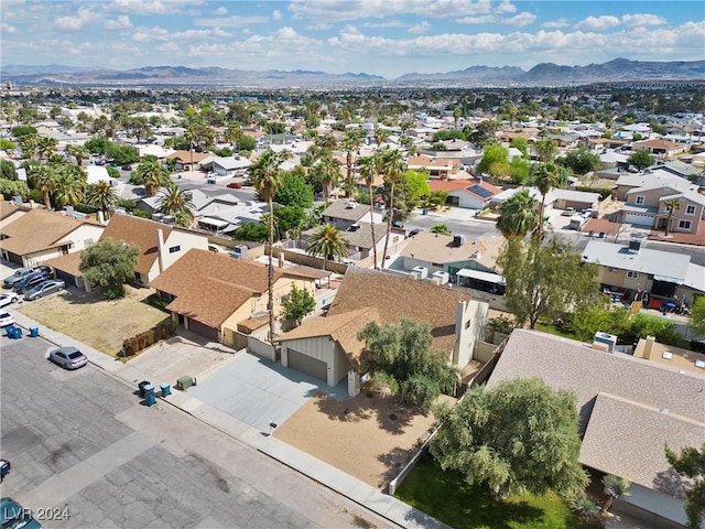 bird's eye view featuring a mountain view