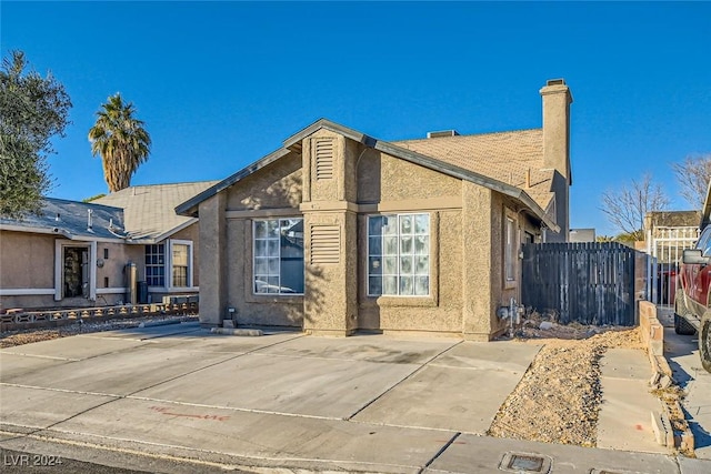 view of front of home