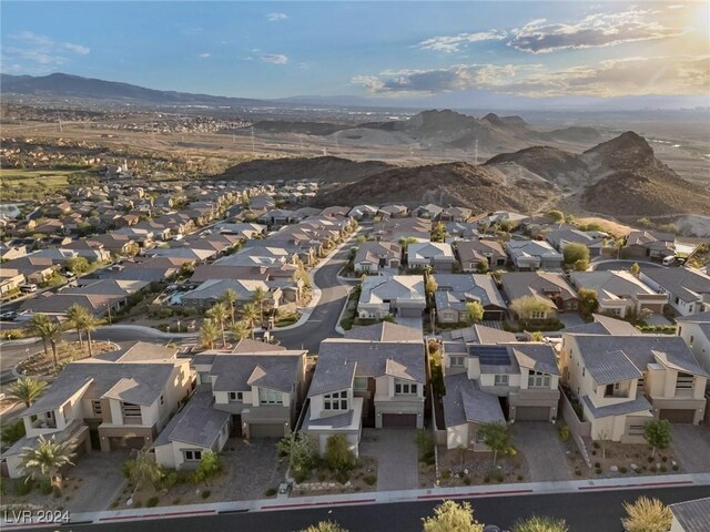 drone / aerial view featuring a mountain view