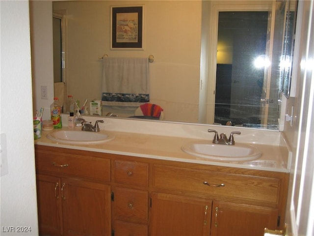 bathroom with vanity