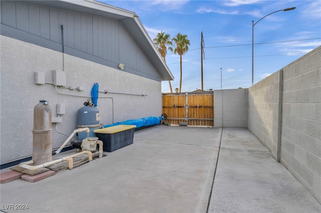 713 Antelope Way, Las Vegas, NV 89145 - view of patio