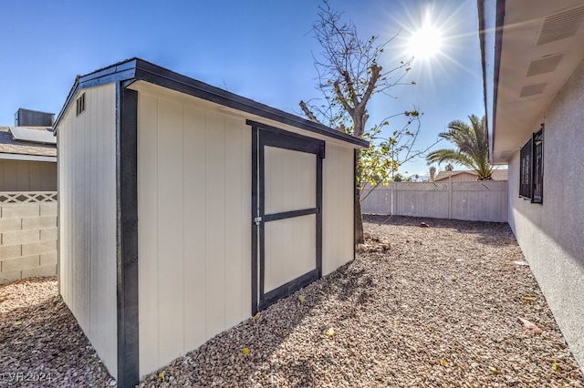 view of outbuilding