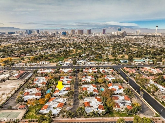 drone / aerial view featuring a mountain view