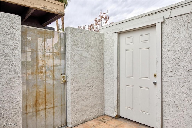 view of entrance to property