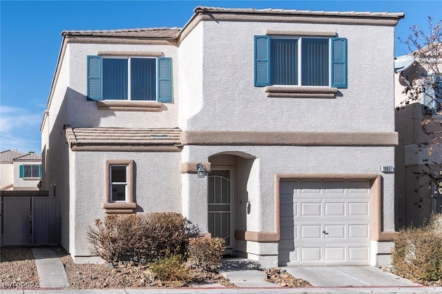 view of front property featuring a garage