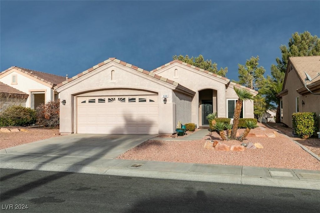 view of front facade with a garage