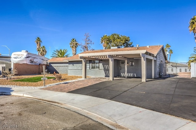 view of front of property