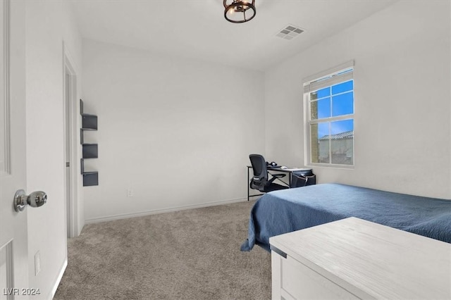 bedroom featuring carpet floors