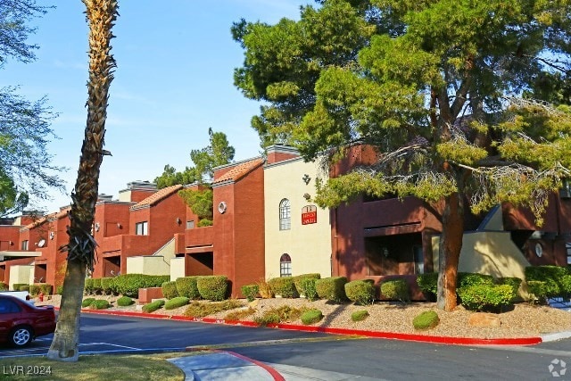 view of building exterior