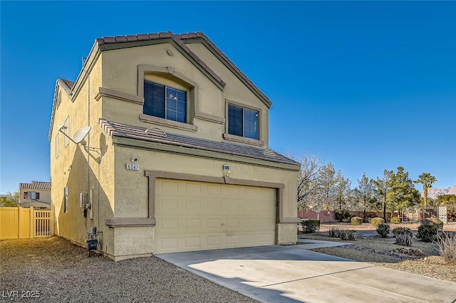 view of front facade featuring a garage