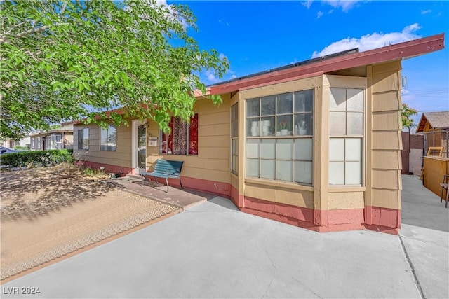 view of front of house with a patio