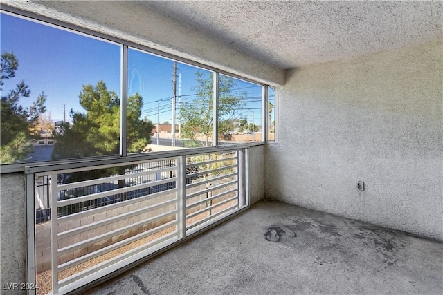 4555 E Sahara Ave Unit 223, Las Vegas, NV 89104 - view of unfurnished sunroom