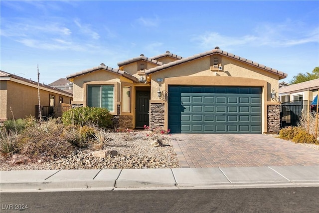 view of front of house featuring a garage