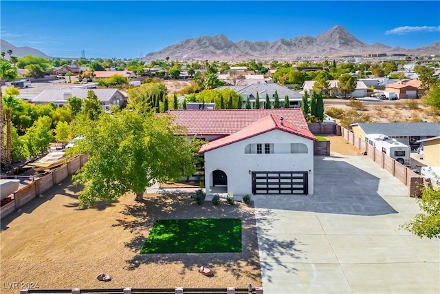 bird's eye view with a mountain view