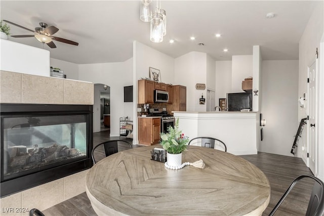 dining room featuring hardwood / wood-style flooring and ceiling fan