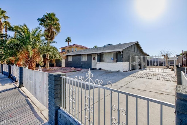 view of front of home