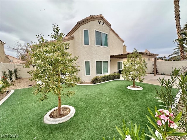 view of yard with a patio area