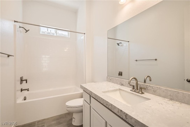 106 Barkset Way, Henderson, NV 89011 - full bath featuring toilet, vanity, and washtub / shower combination