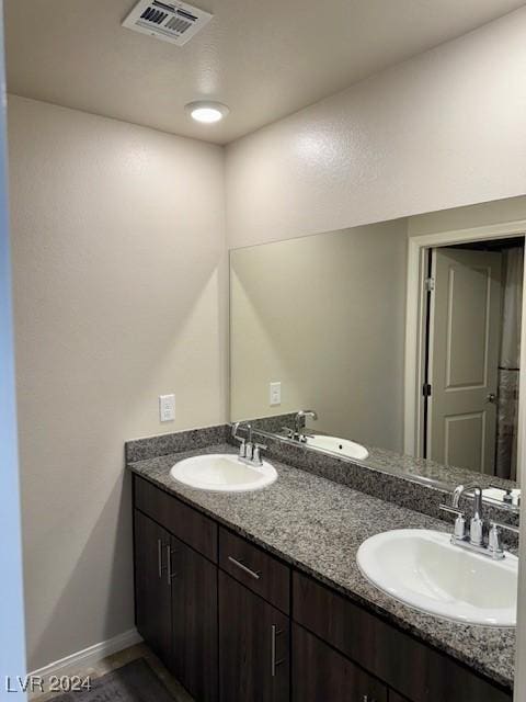 bathroom with vanity