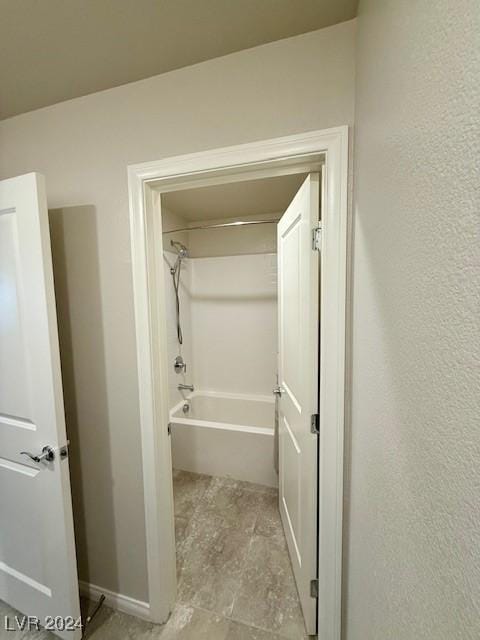 bathroom featuring shower / tub combination