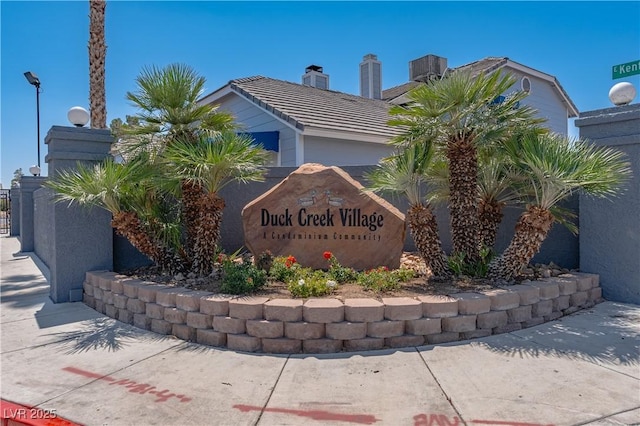5409 Centurion Ct Unit 104, Las Vegas, NV 89122 - view of community sign