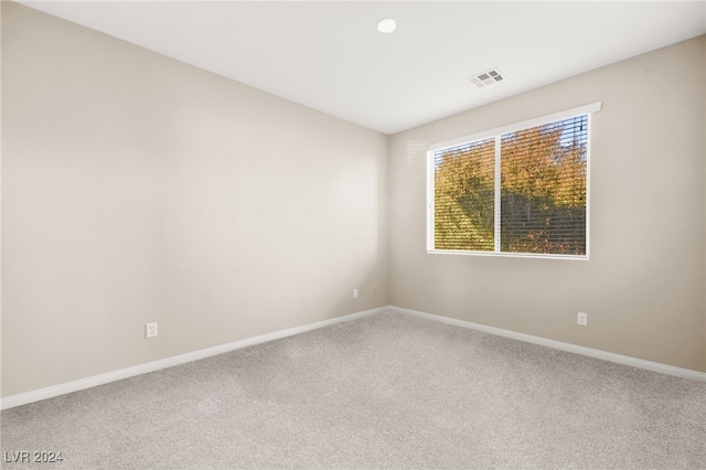 empty room featuring carpet