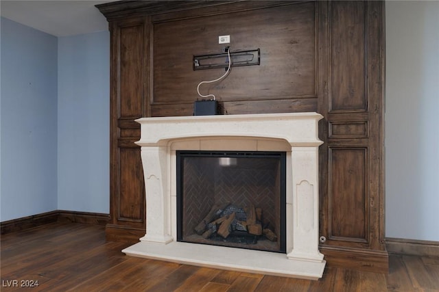 interior details featuring hardwood / wood-style flooring