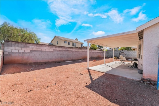 view of yard with a patio area