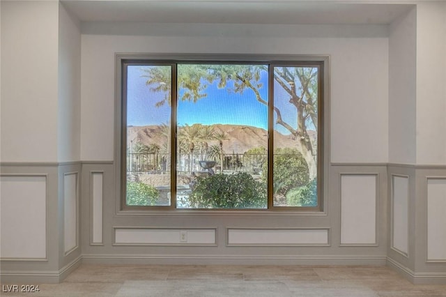 interior details with a mountain view