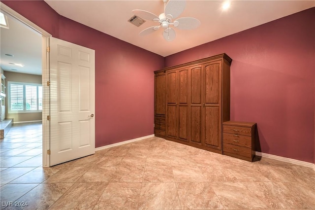 unfurnished bedroom with ceiling fan