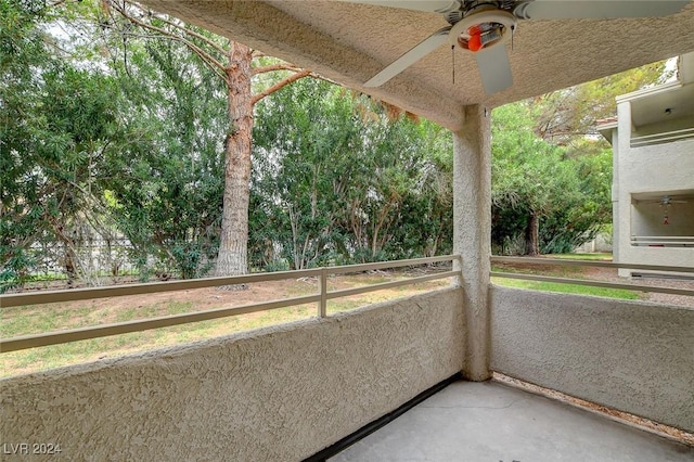 balcony with ceiling fan