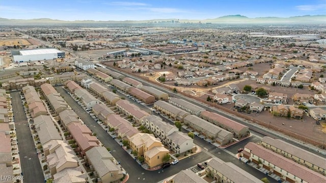 bird's eye view with a mountain view