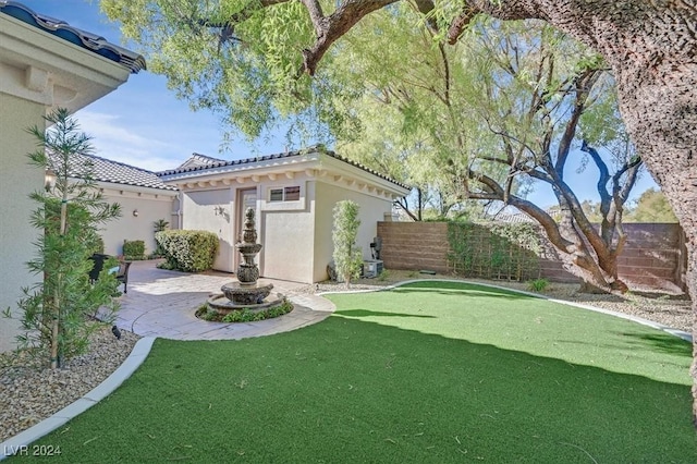 view of yard with a patio