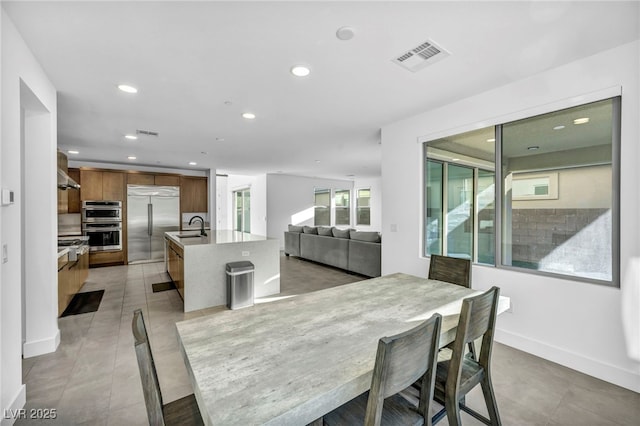 dining area with sink