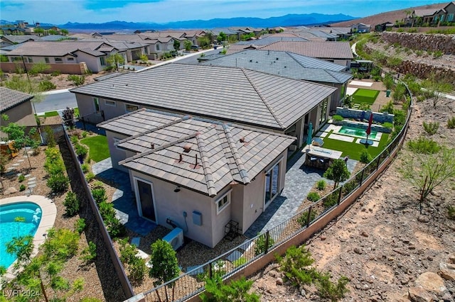 bird's eye view featuring a mountain view