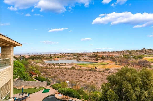 view of yard featuring a water view