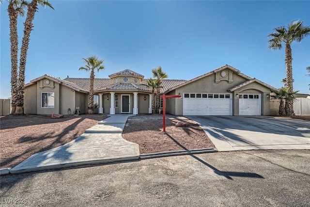 view of front facade with a garage