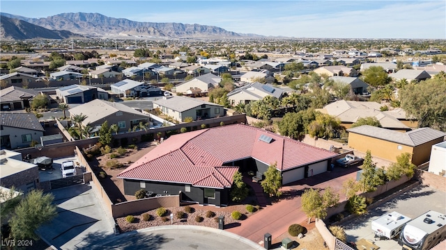 bird's eye view featuring a mountain view