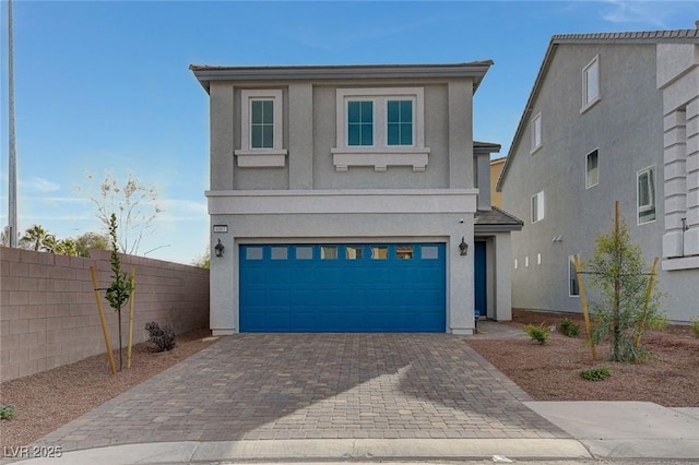 view of front property featuring a garage